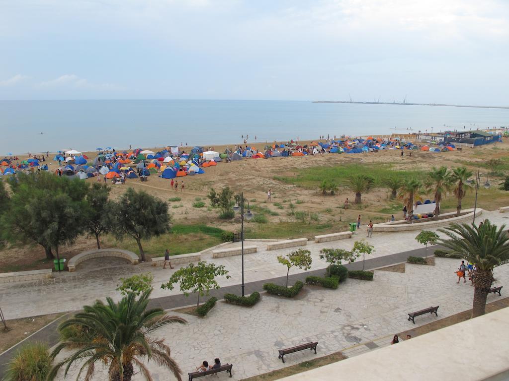 Miramare Hotel Pozzallo Bagian luar foto
